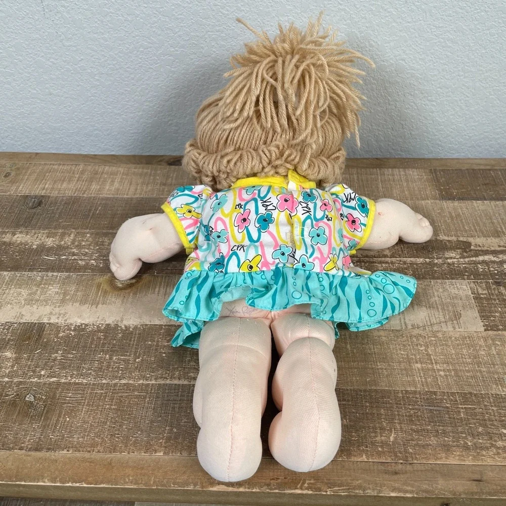 Vintage 1988 Coleco Cabbage Patch‎ Doll Girl Blonde Hair Blue Eyes China 